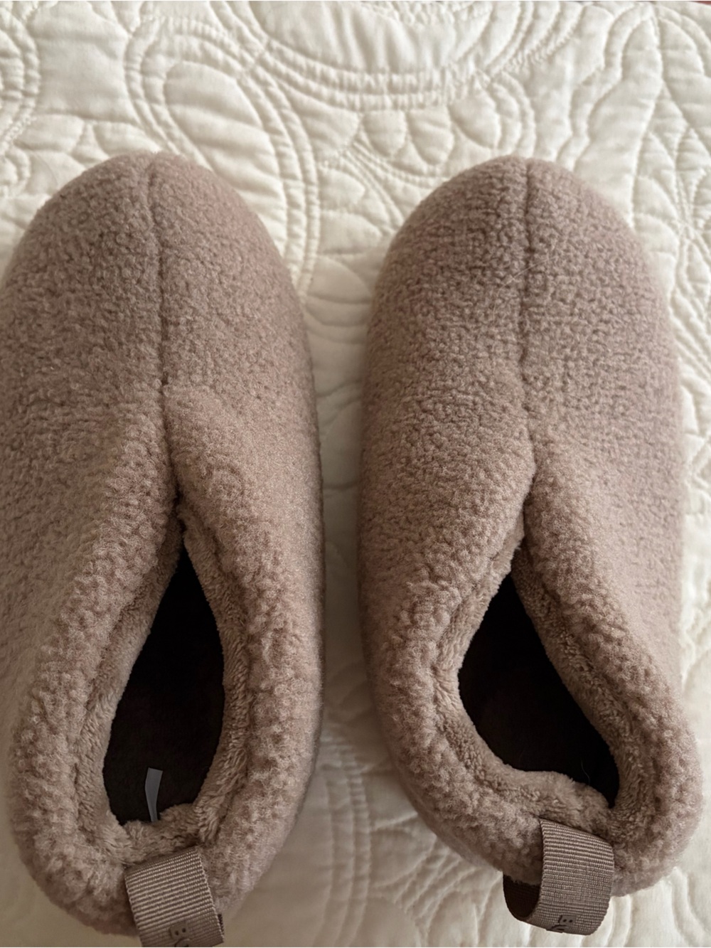 Slippers - Bombas Plush Slip-On Slippers in Light Taupe